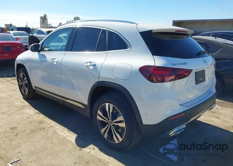 2025 Mercedes-Benz Gla 250 4Matic z USA, uszkodzony, nr VIN W1N4N4GB4SJ669962